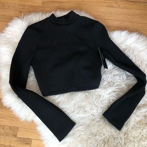 Lulu’s Mock Turtleneck Crop Top with Open Back XS
